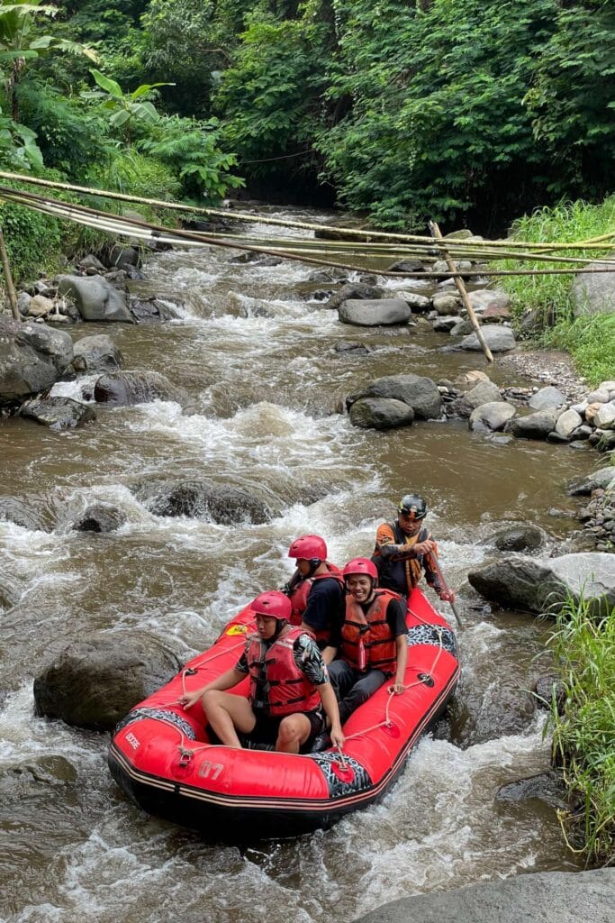 rafting di pacet mojokerto